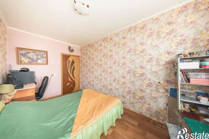 3-комн квартира улица Бурова, 47,  д. 47