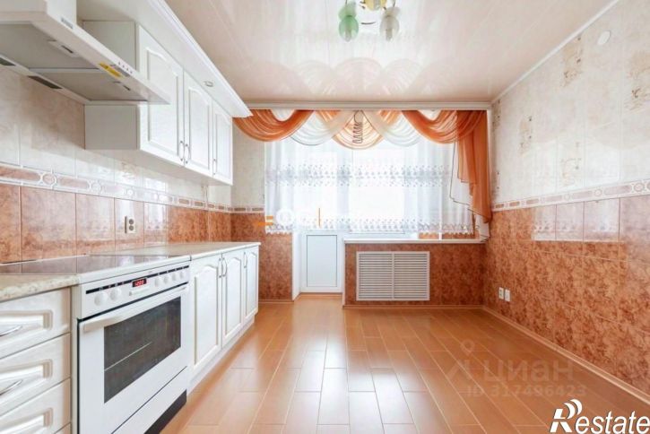 3-комн квартира улица Ромашина, 32,  д. 32