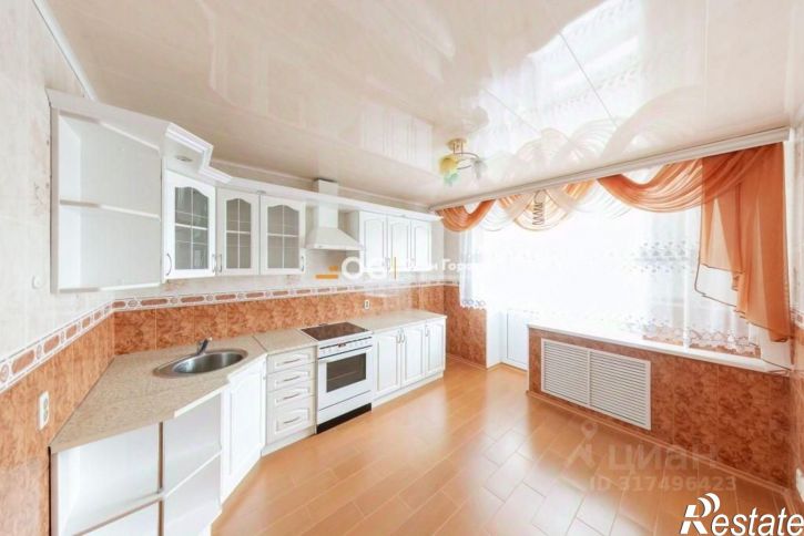 3-комн квартира улица Ромашина, 32,  д. 32