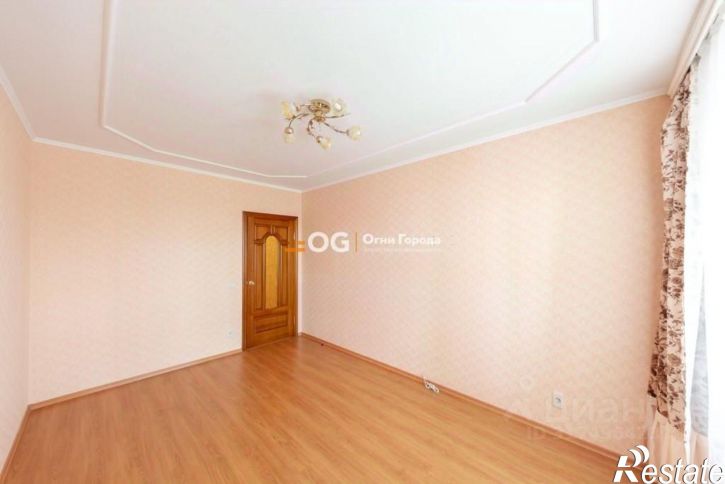 3-комн квартира улица Ромашина, 32,  д. 32