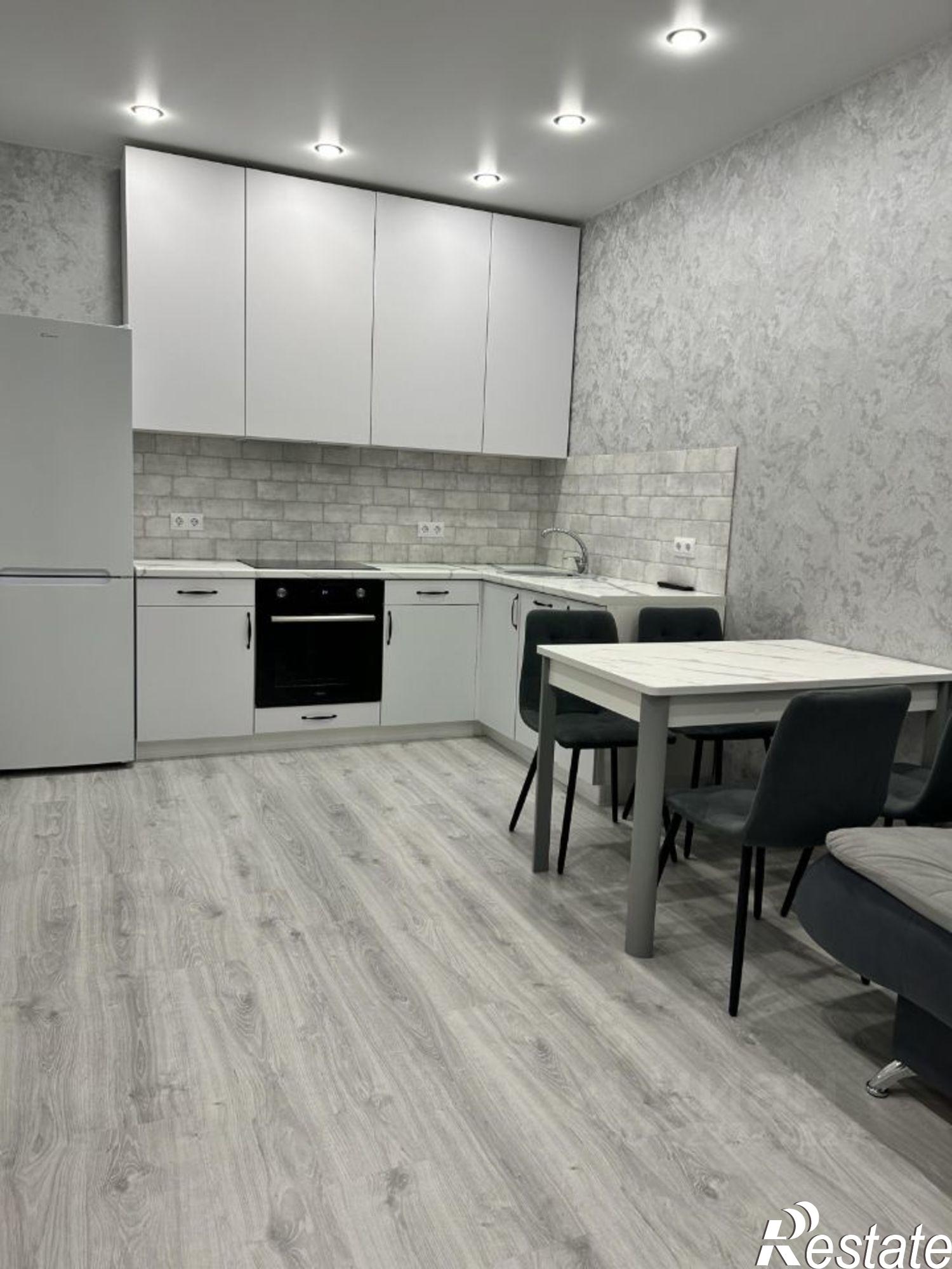 Сдать квартиру за 50 000 рублей на ул им А.Ф.Войстроченко, 5