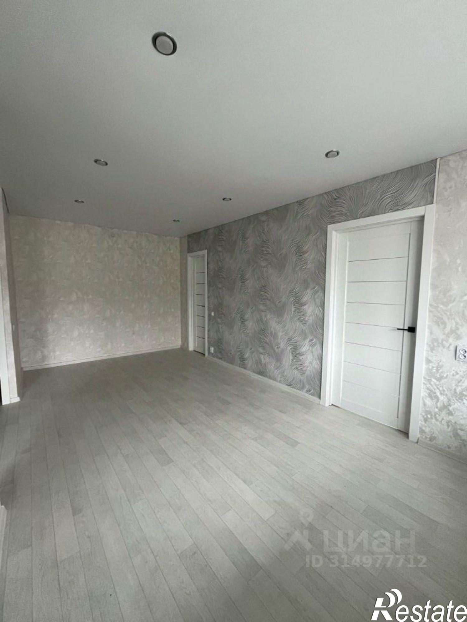 Купить квартиру за 3 000 000 рублей на Новозыбковская улица, 5