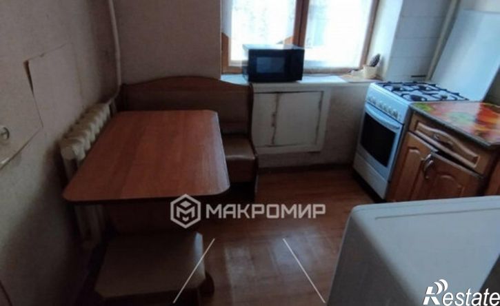 2-комн квартира улица Абашева, 5,  д. 5