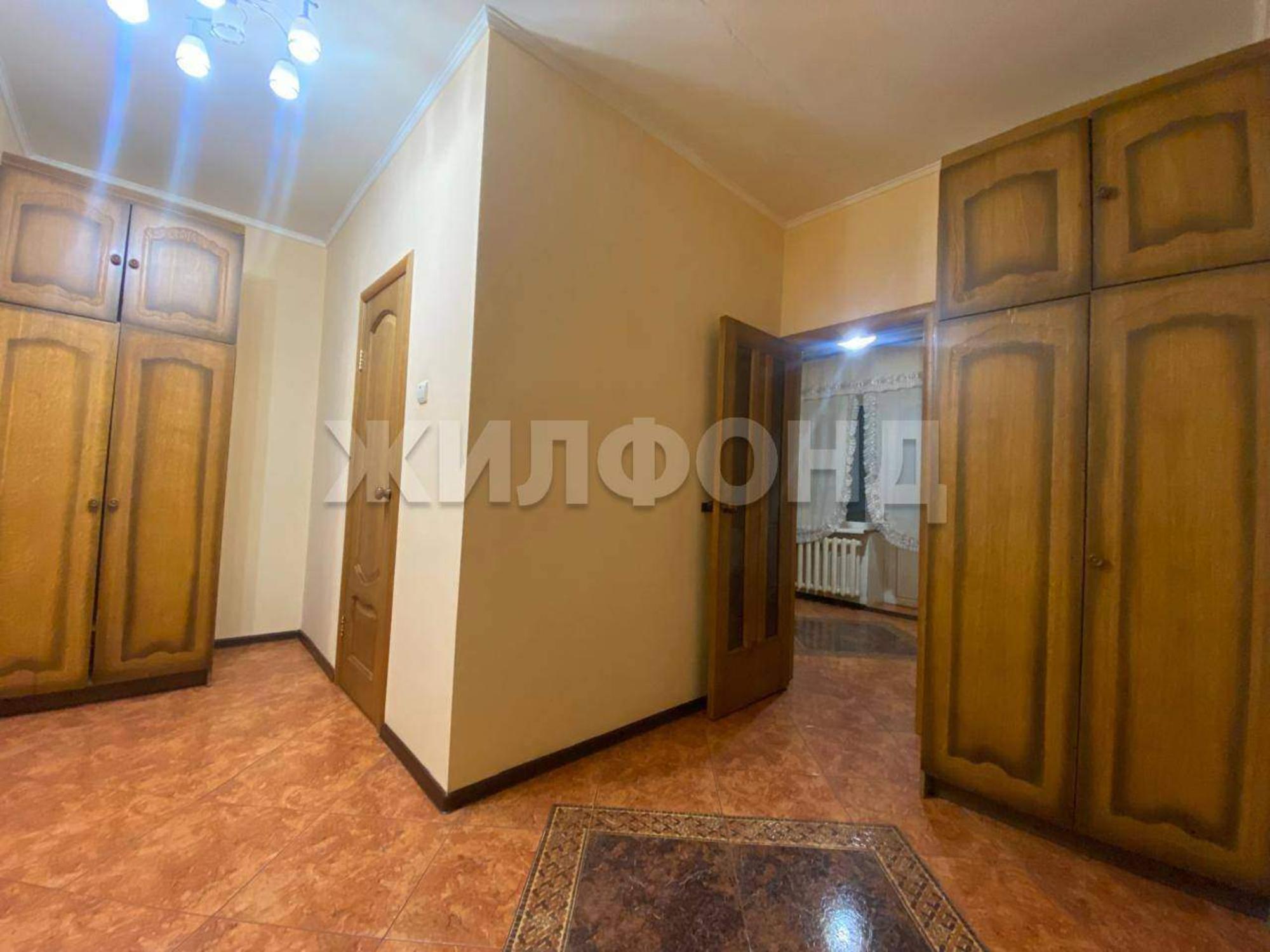 Купить квартиру за 4 850 000 рублей на Дуки улица, д.37