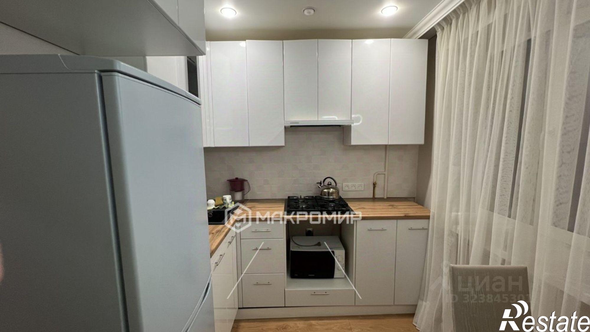 Сдать квартиру за 15 000 рублей на улица Камозина, 41