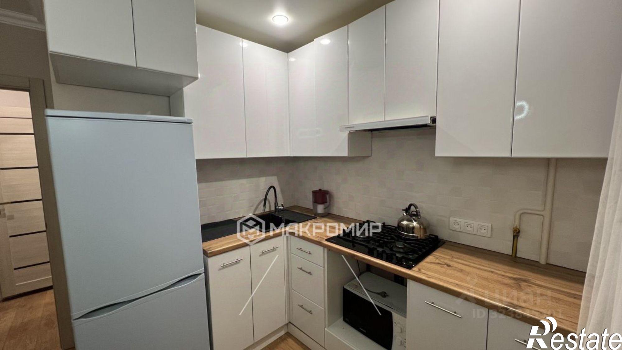 Сдать квартиру за 15 000 рублей на улица Камозина, 41