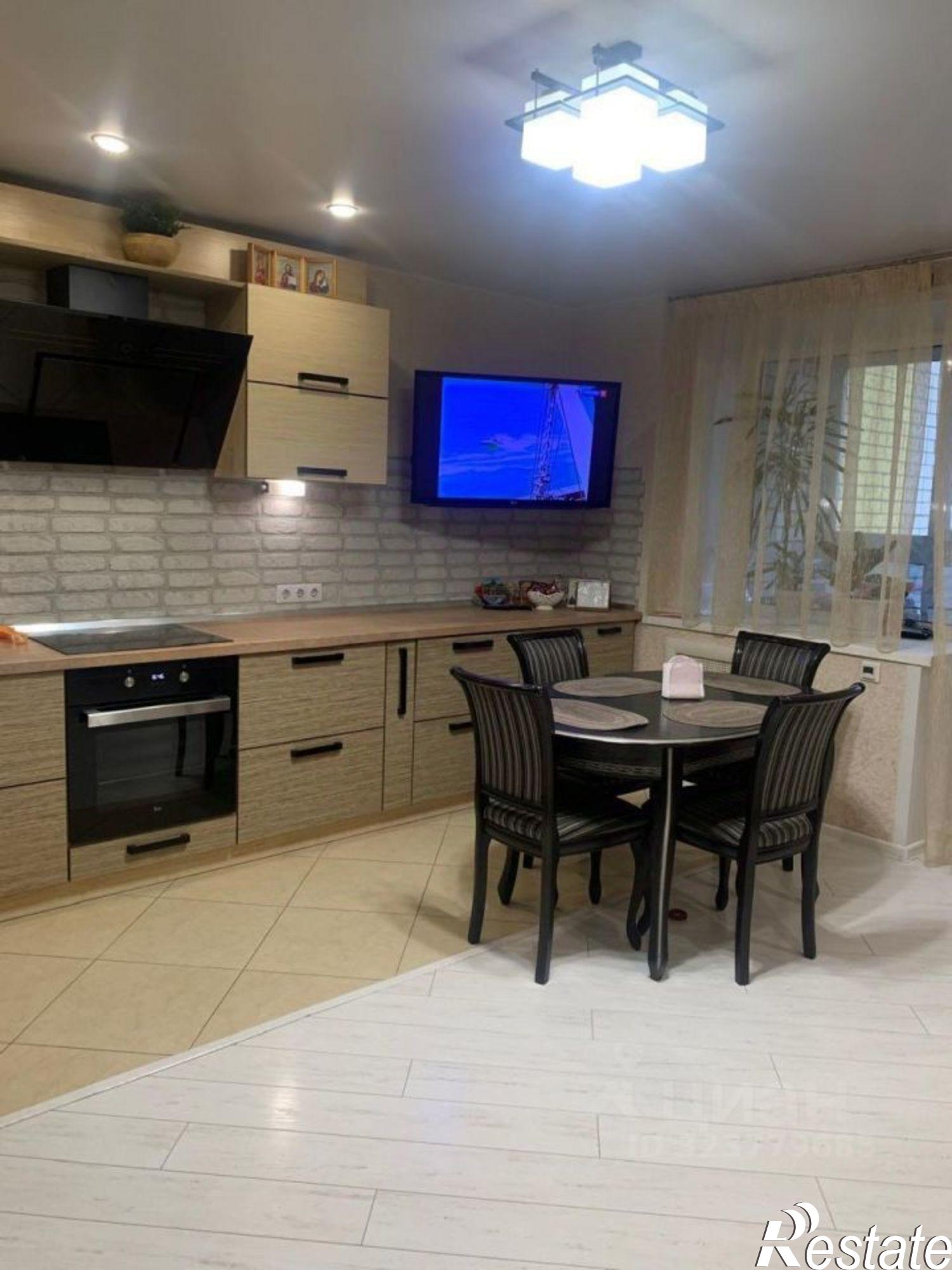 Сдать квартиру за 40 000 рублей на Бежицкая улица, 1 к8