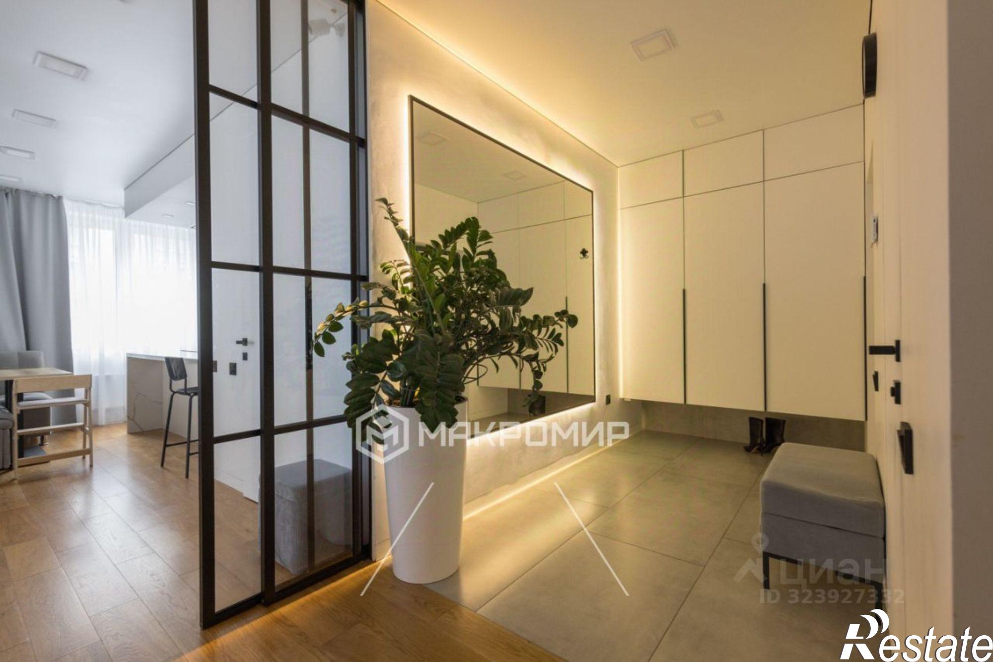 Купить квартиру за 15 700 000 рублей на улица имени О.С. Визнюка, 20