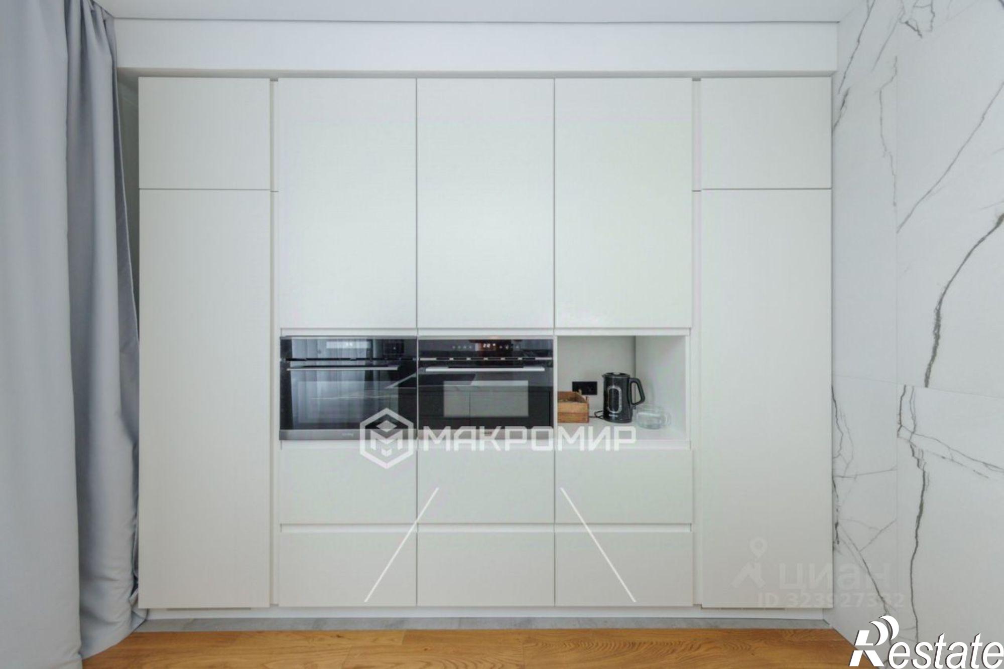 Купить квартиру за 15 700 000 рублей на улица имени О.С. Визнюка, 20