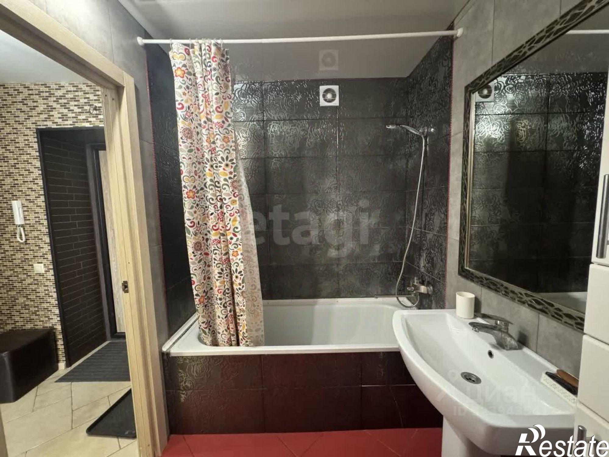 Сдать квартиру за 28 000 рублей на Бежицкая улица, 1 к7