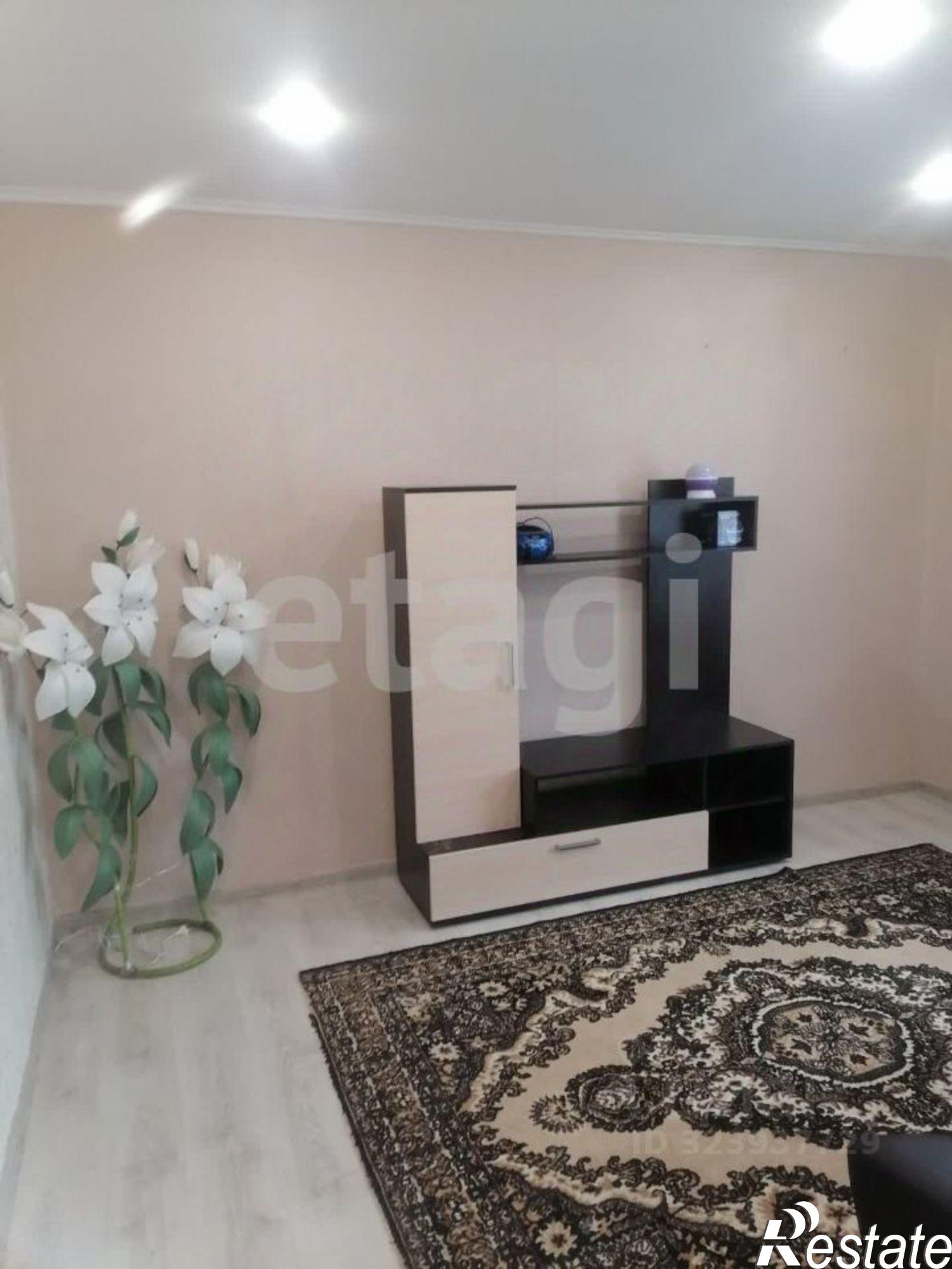 Сдать квартиру за 12 000 рублей на Уральская улица, 100А