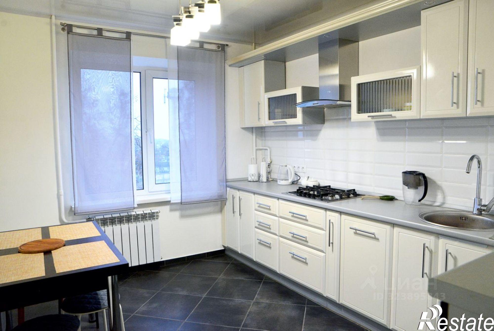 Сдать квартиру за 35 000 рублей на улица Медведева, 5