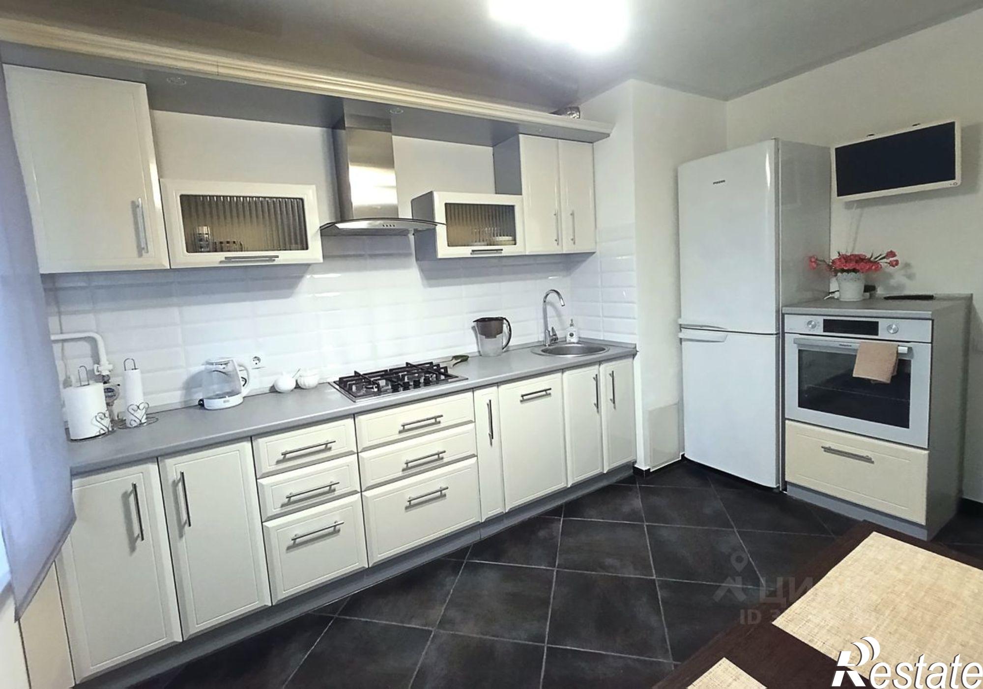 Сдать квартиру за 35 000 рублей на улица Медведева, 5