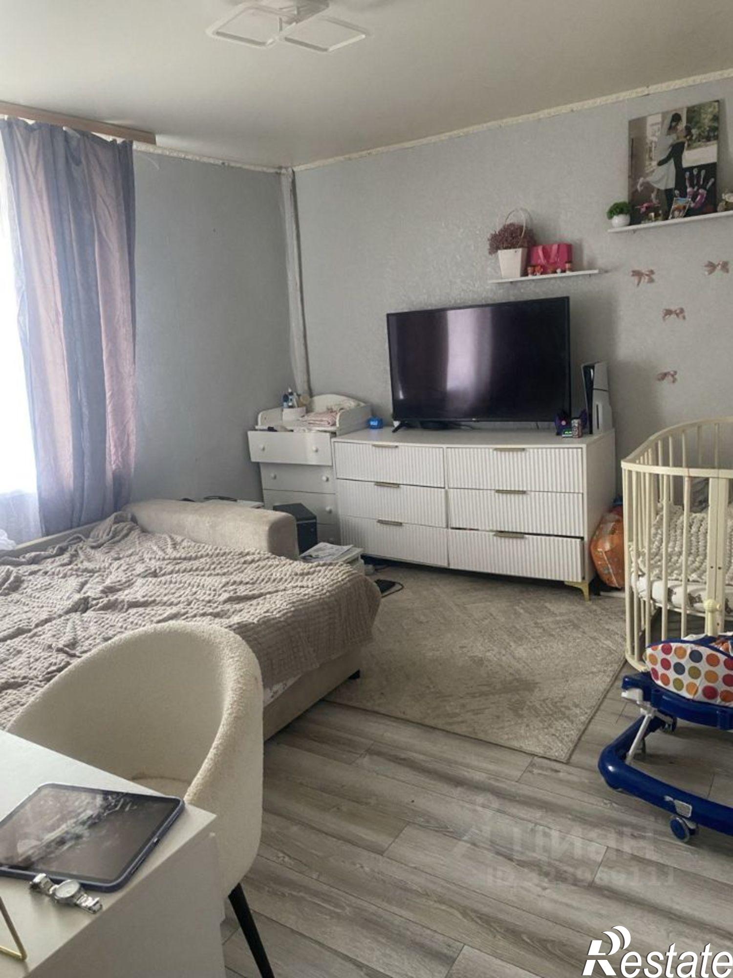 Купить квартиру за 2 000 000 рублей на улица Воровского, 10