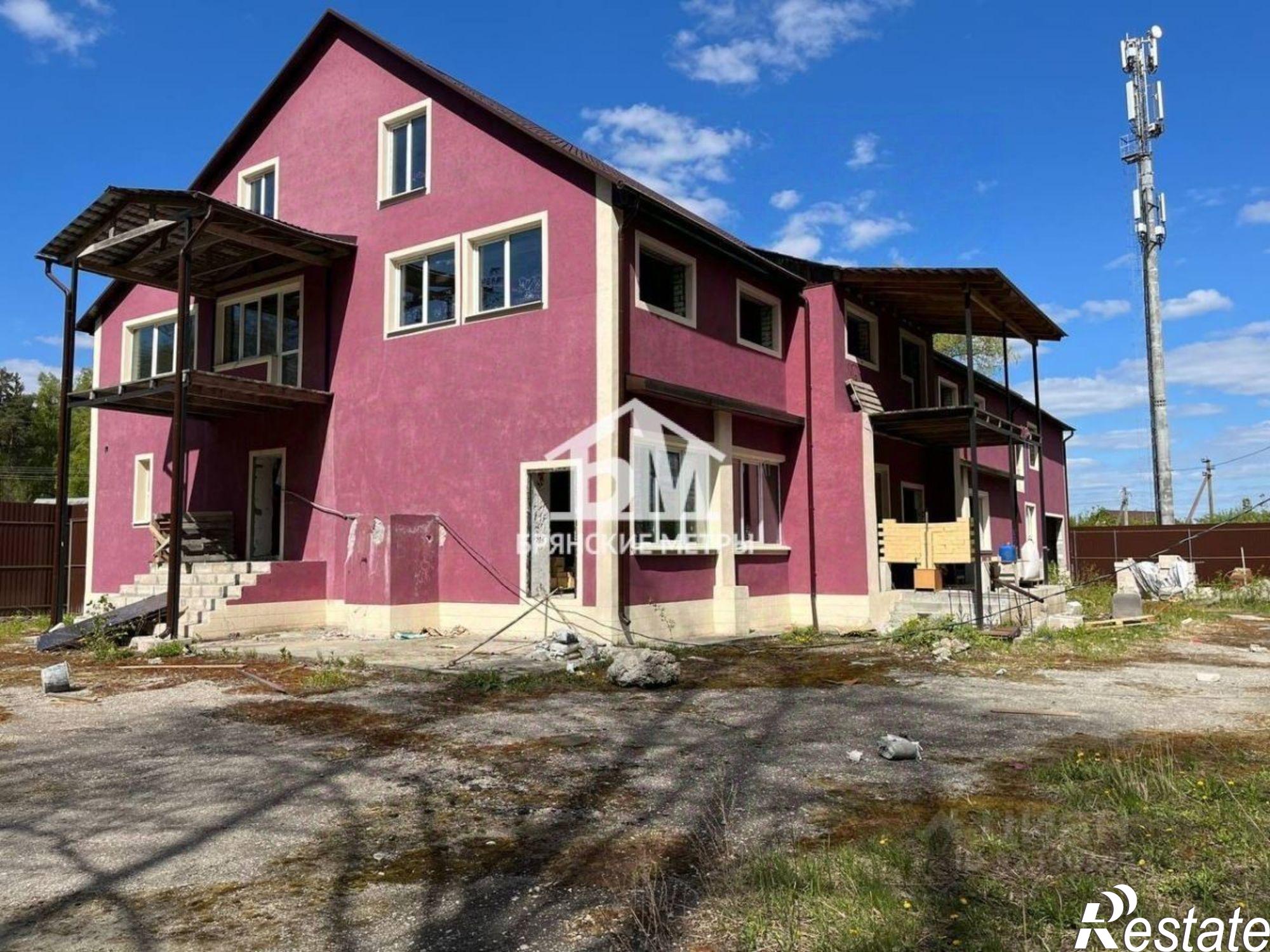 Купить помещение свободного назначения за 11 878 100 рублей на Брянский пер