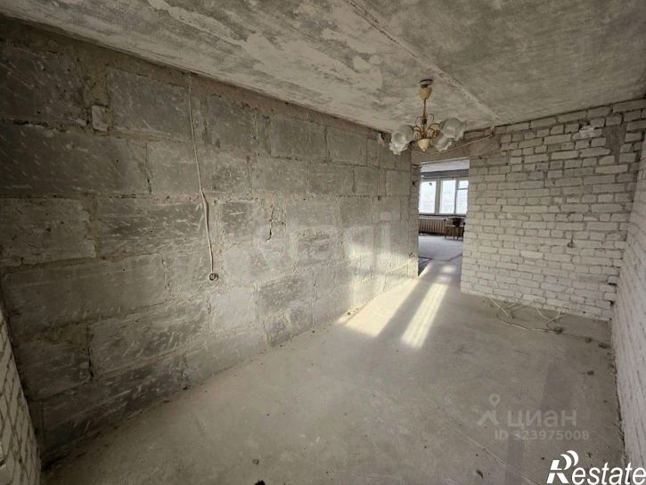 3-комн квартира ул Камозина, 38,  д. 38