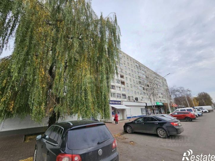 3-комн квартира ул Камозина, 38,  д. 38