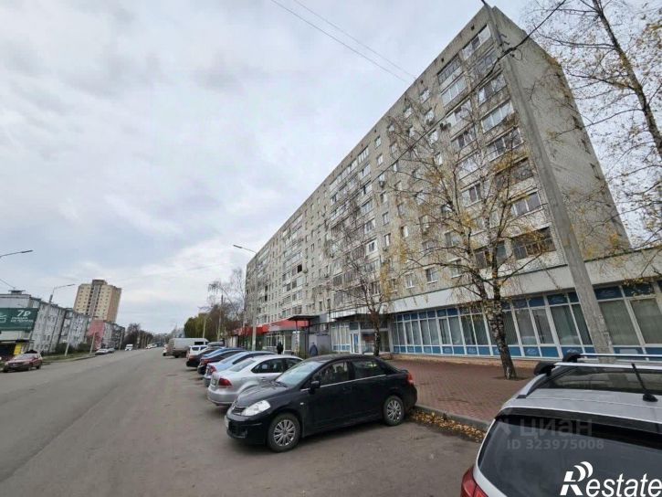 3-комн квартира ул Камозина, 38,  д. 38