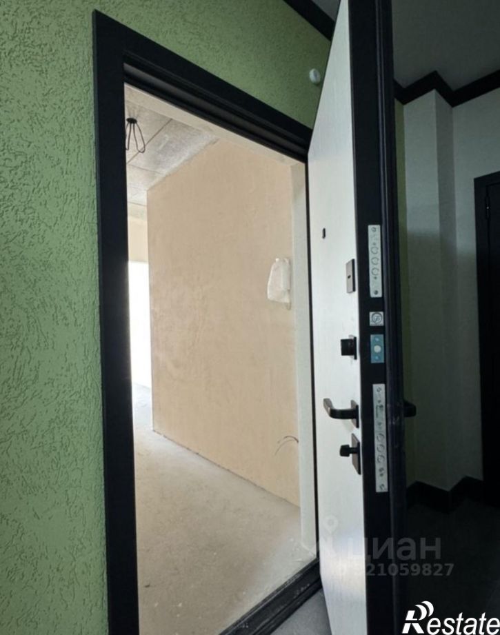 1-комн квартира в новом доме улица Романа Брянского, 27/1,  д. 27/1