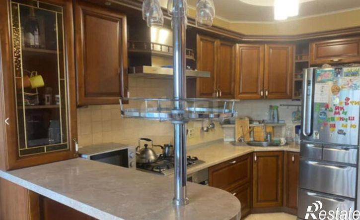 3-комн квартира улица Крахмалёва, 47,  д. 47