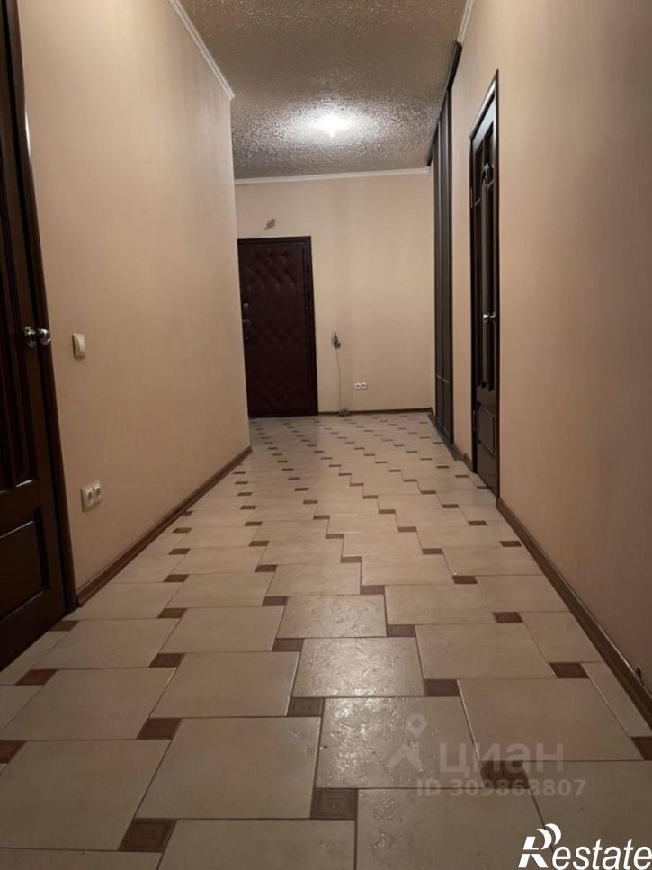 3-комн квартира улица 7-я Линия, 15,  д. 15