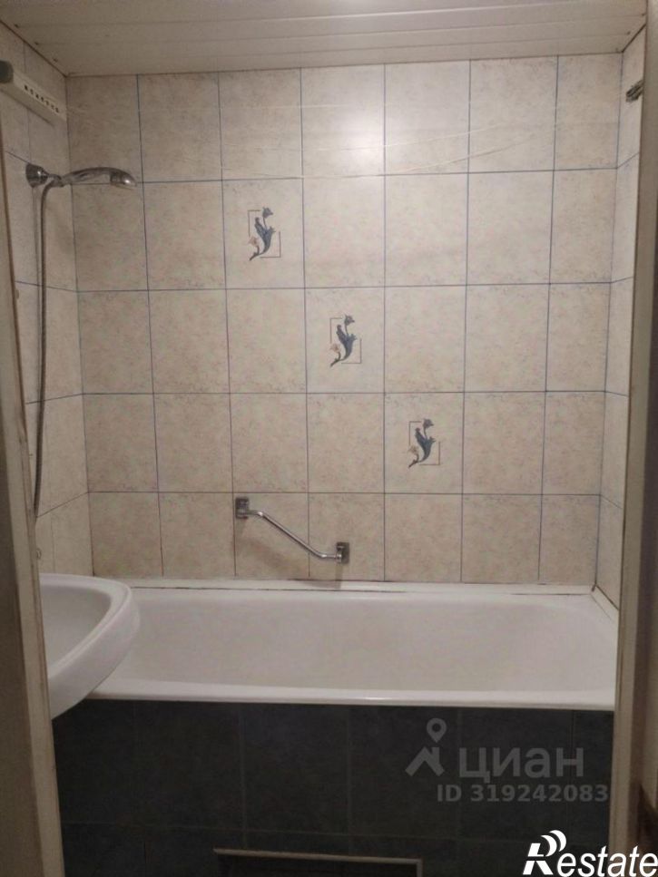 2-комн квартира улица Романа Брянского, 5,  д. 5