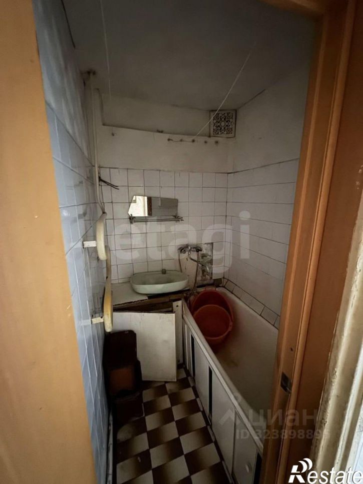 2-комн квартира улица Крахмалёва, 3,  д. 3