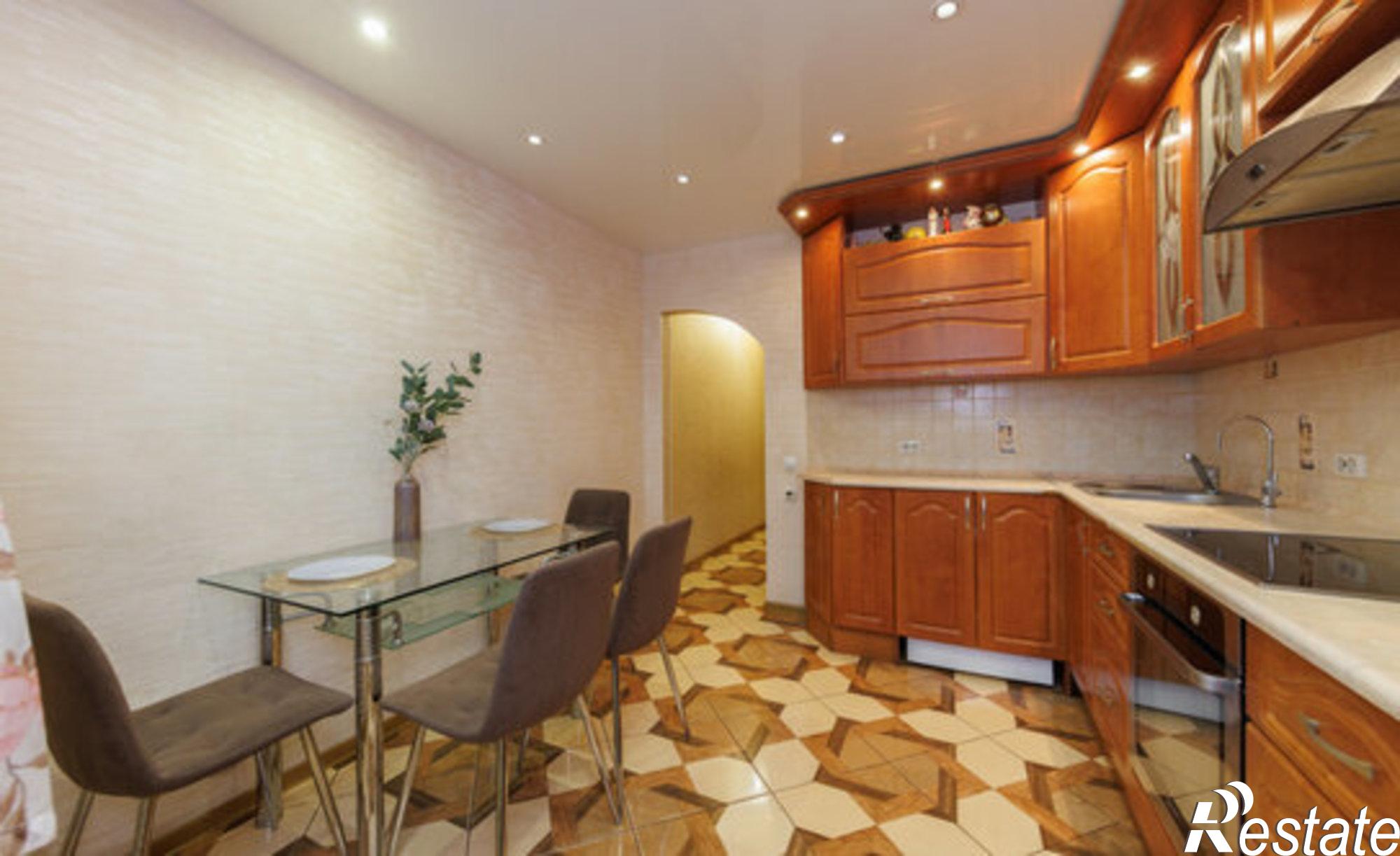 Купить квартиру за 7 600 000 рублей на улица Крахмалёва, 37