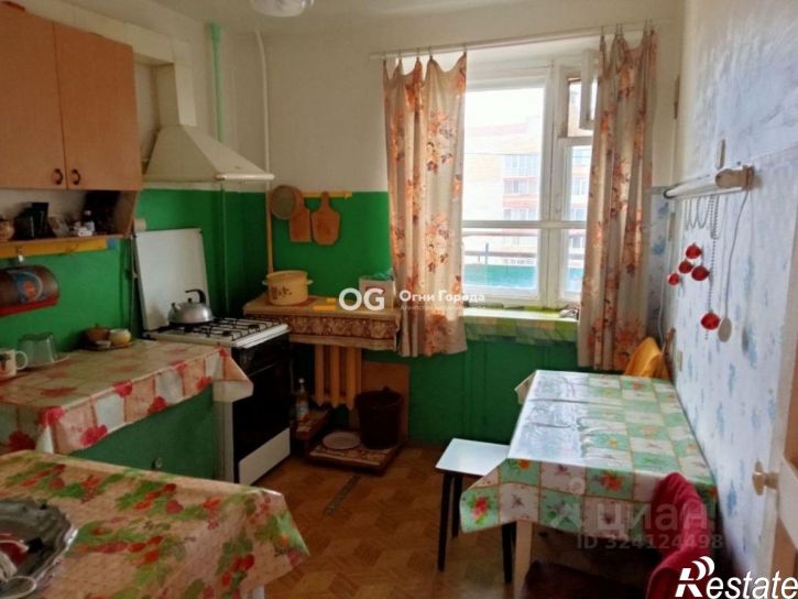 2-комн квартира улица Димитрова, 46Б,  д. 46Б