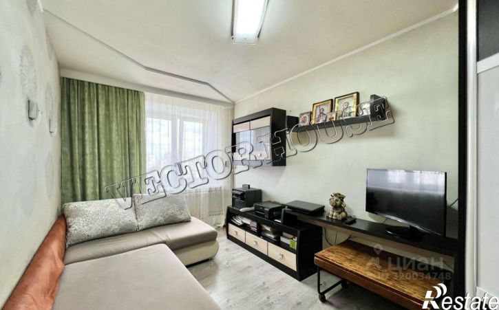 3-комн квартира улица Ульянова, 57,  д. 57