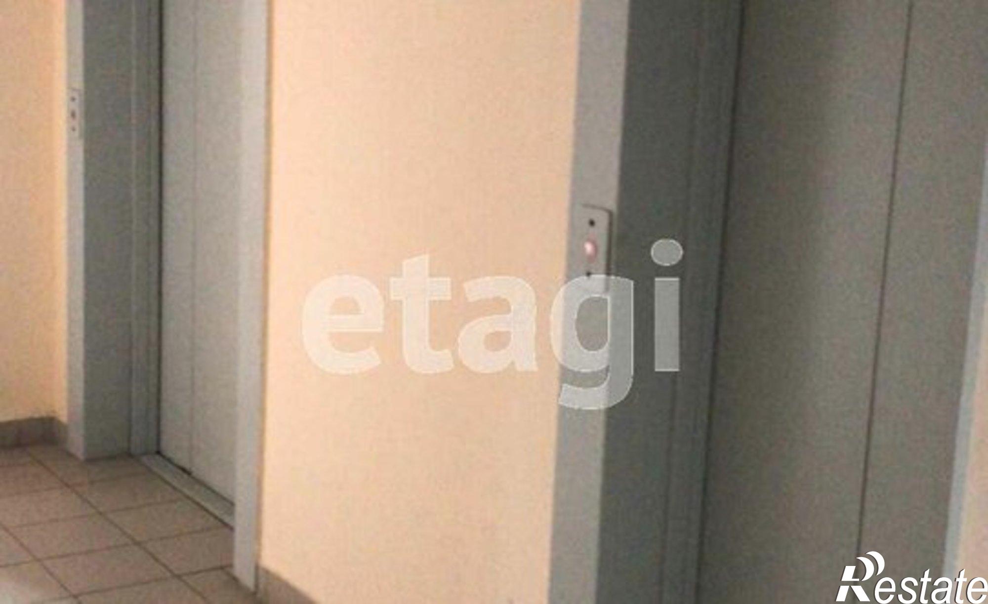 Купить квартиру за 3 160 000 рублей на улица Комарова, 59