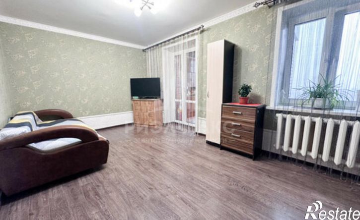 3-комн квартира Унечская улица, 99,  д. 99