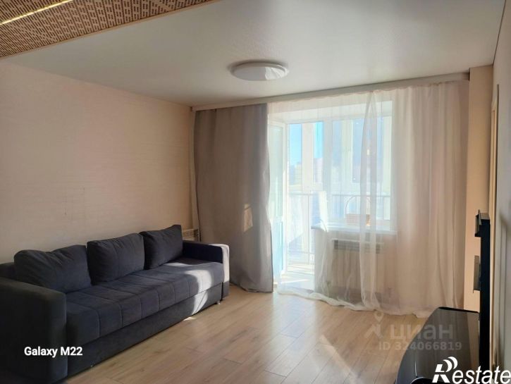 2-комн квартира улица Горбатова, 24