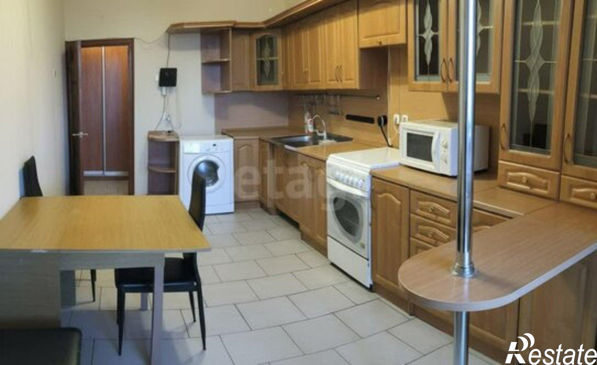 Купить квартиру за 10 000 000 рублей на ул Авиационная, 34