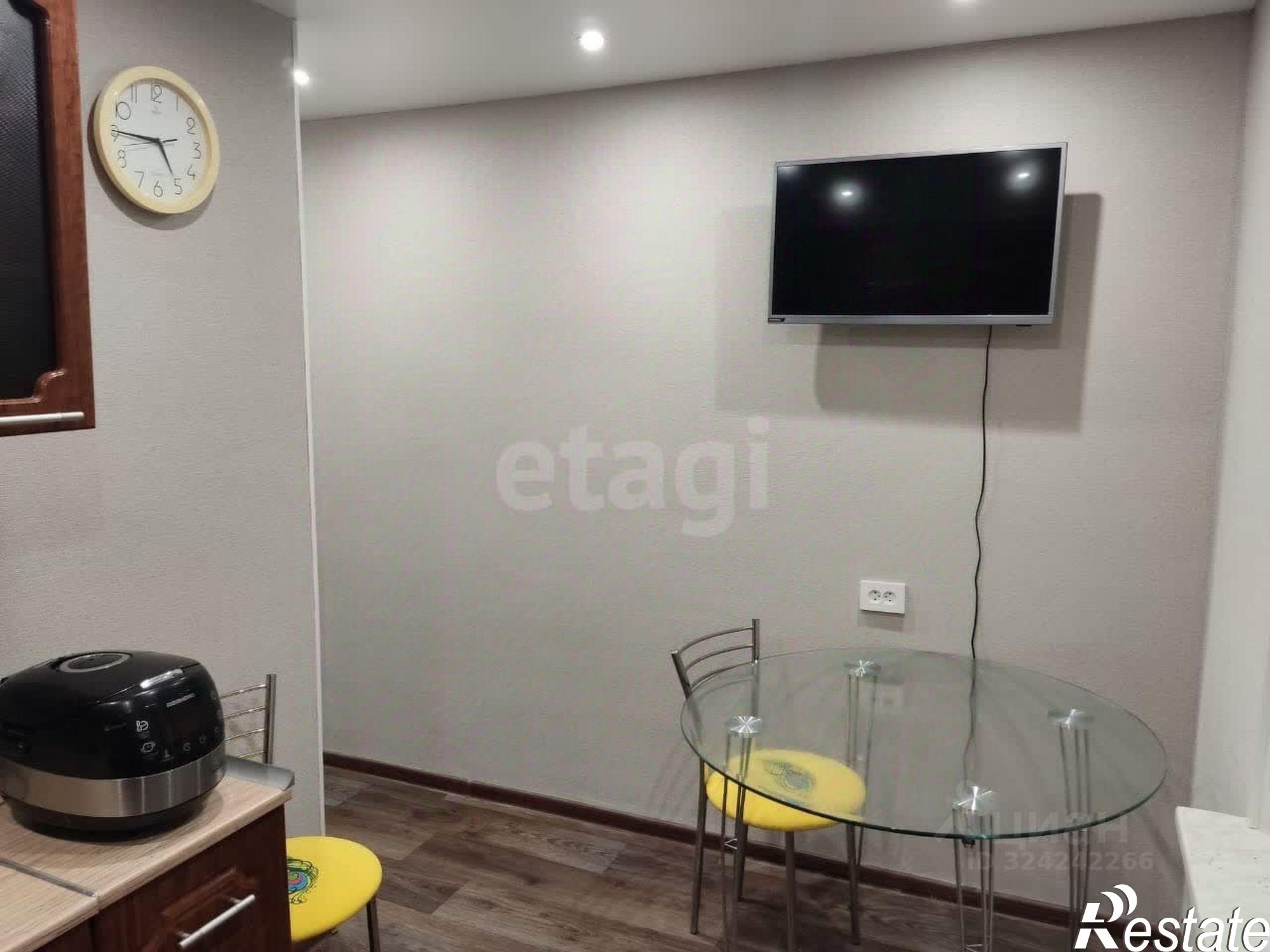 Купить квартиру за 1 980 000 рублей на Вокзальная улица, 9