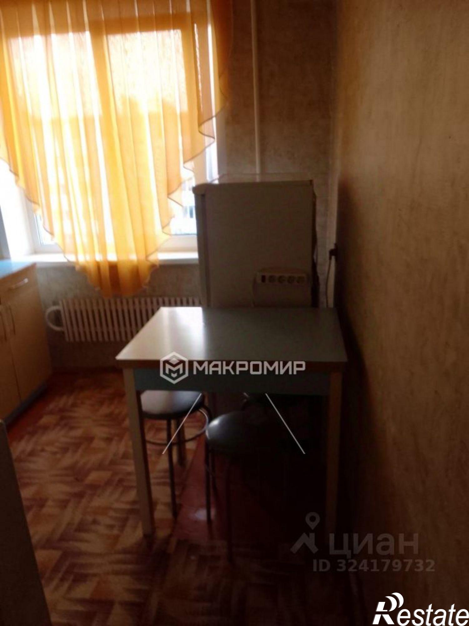 Сдать квартиру за 15 000 рублей на ул Камозина, 35