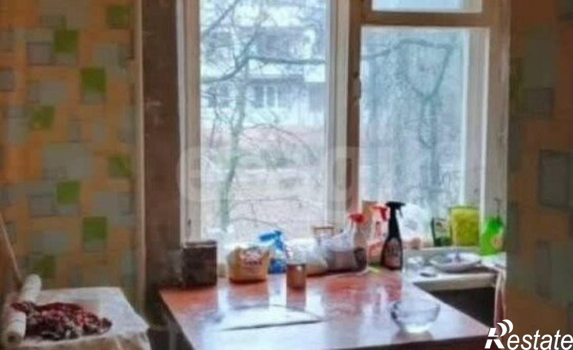 Купить квартиру за 2 700 000 рублей на ул Крахмалева, 1