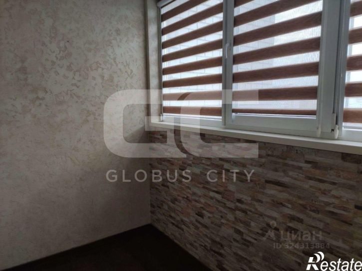 3-комн квартира улица Тютчева, 1,  д. 1