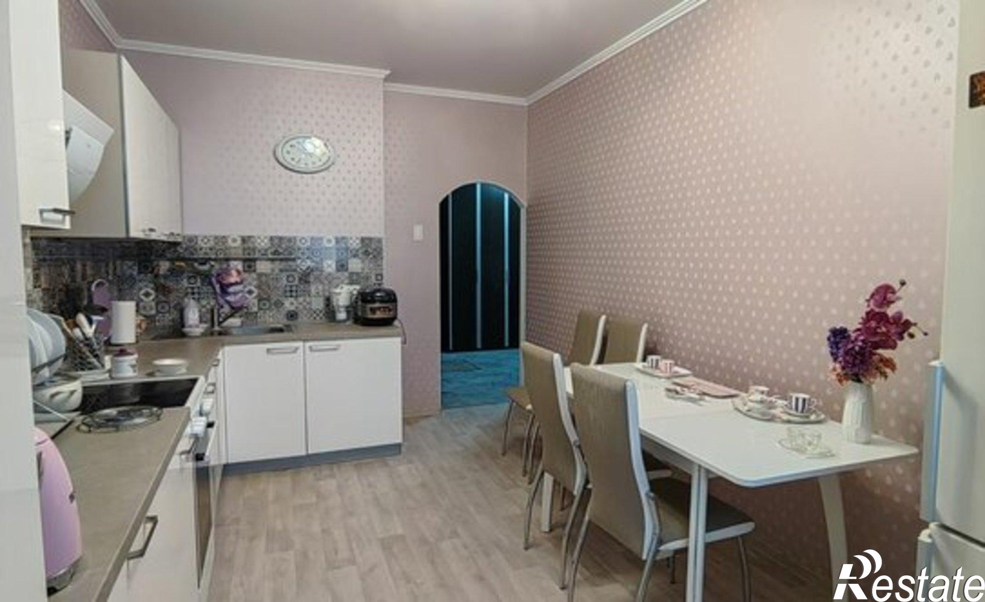 Купить квартиру за 12 700 000 рублей на Авиационная улица, 34