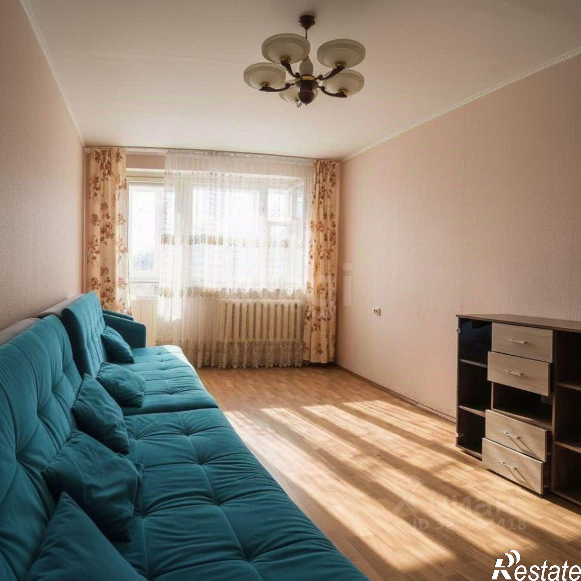 Купить квартиру за 10 000 000 рублей на Авиационная улица, 34