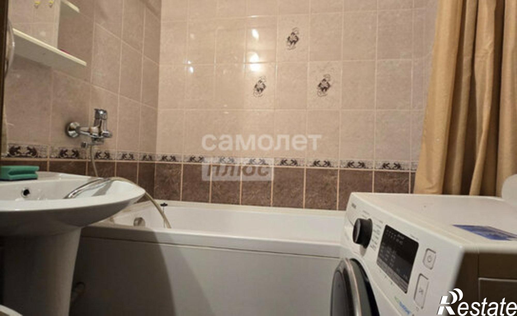 Купить квартиру за 3 100 000 рублей на ул Тельмана, 66 6