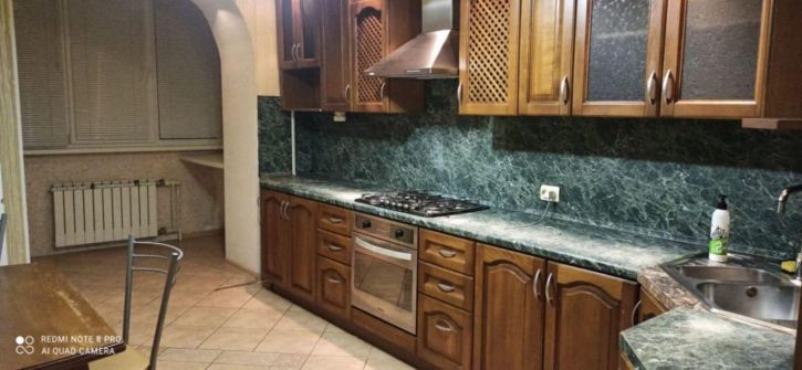 2-комн квартира 9 Января ул, 48