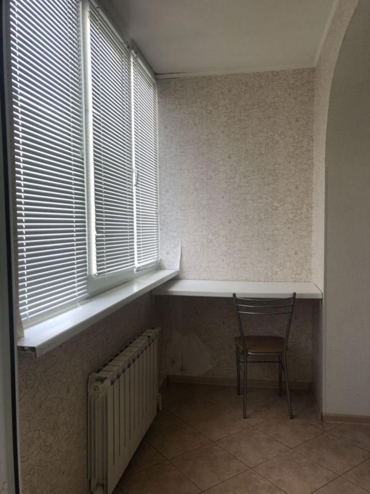 2-комн квартира 9 Января ул, 48