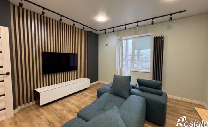 2-комн квартира улица Войстроченко А.Ф., 8,  д. 8