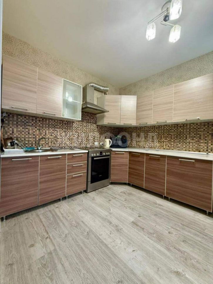 2-комн квартира Рославльская улица, д.9