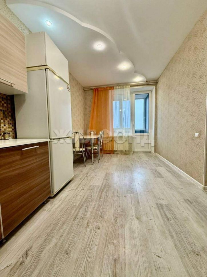 2-комн квартира Рославльская улица, д.9