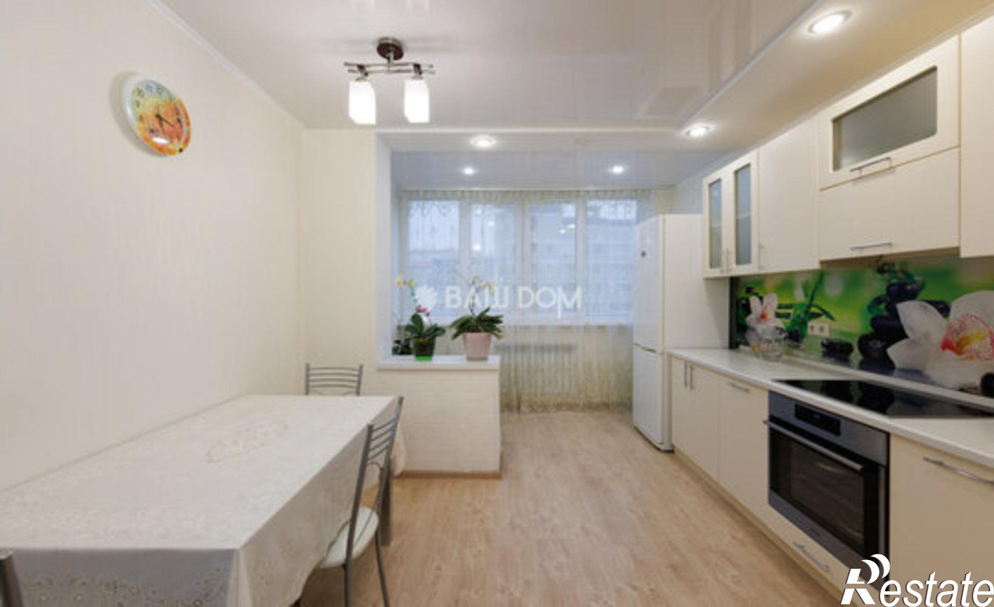 Купить квартиру за 6 300 000 рублей на улица Комарова, 55