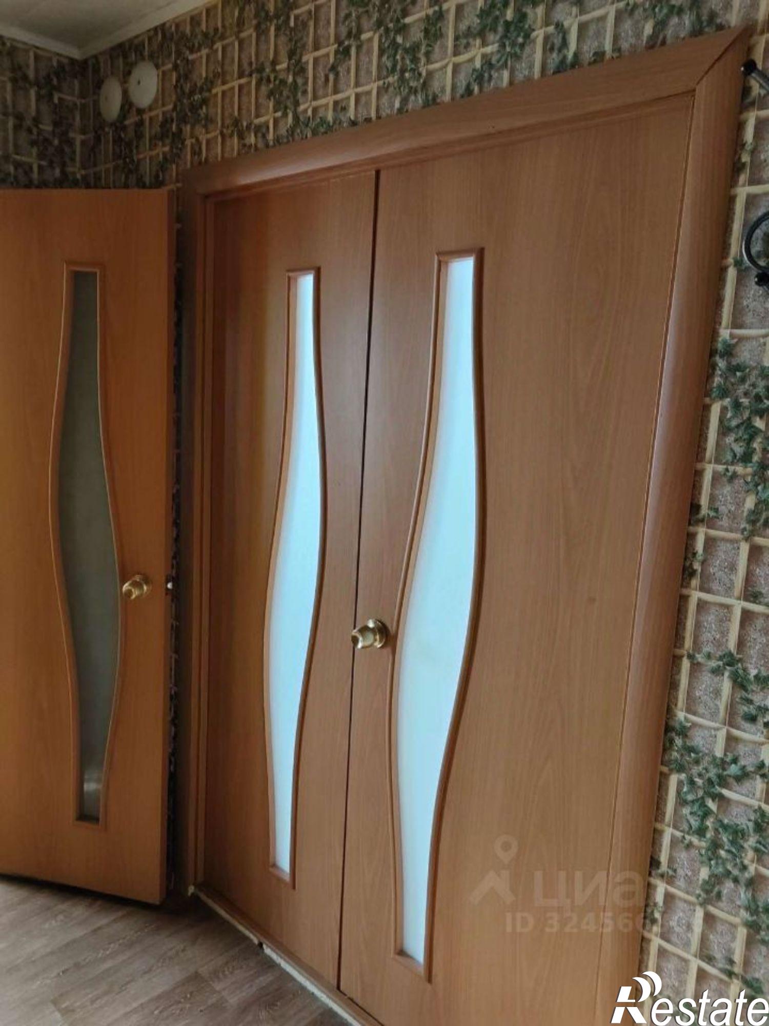 Сдать квартиру за 13 000 рублей на улица Комарова, 61