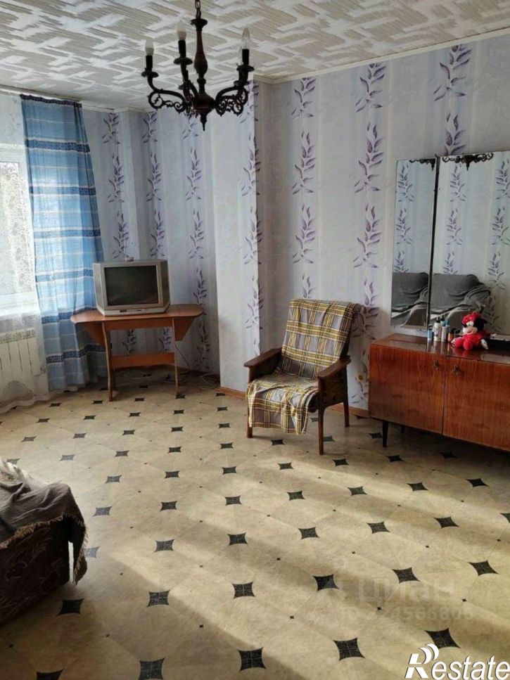 1-комн квартира улица Комарова, 61,  д. 61