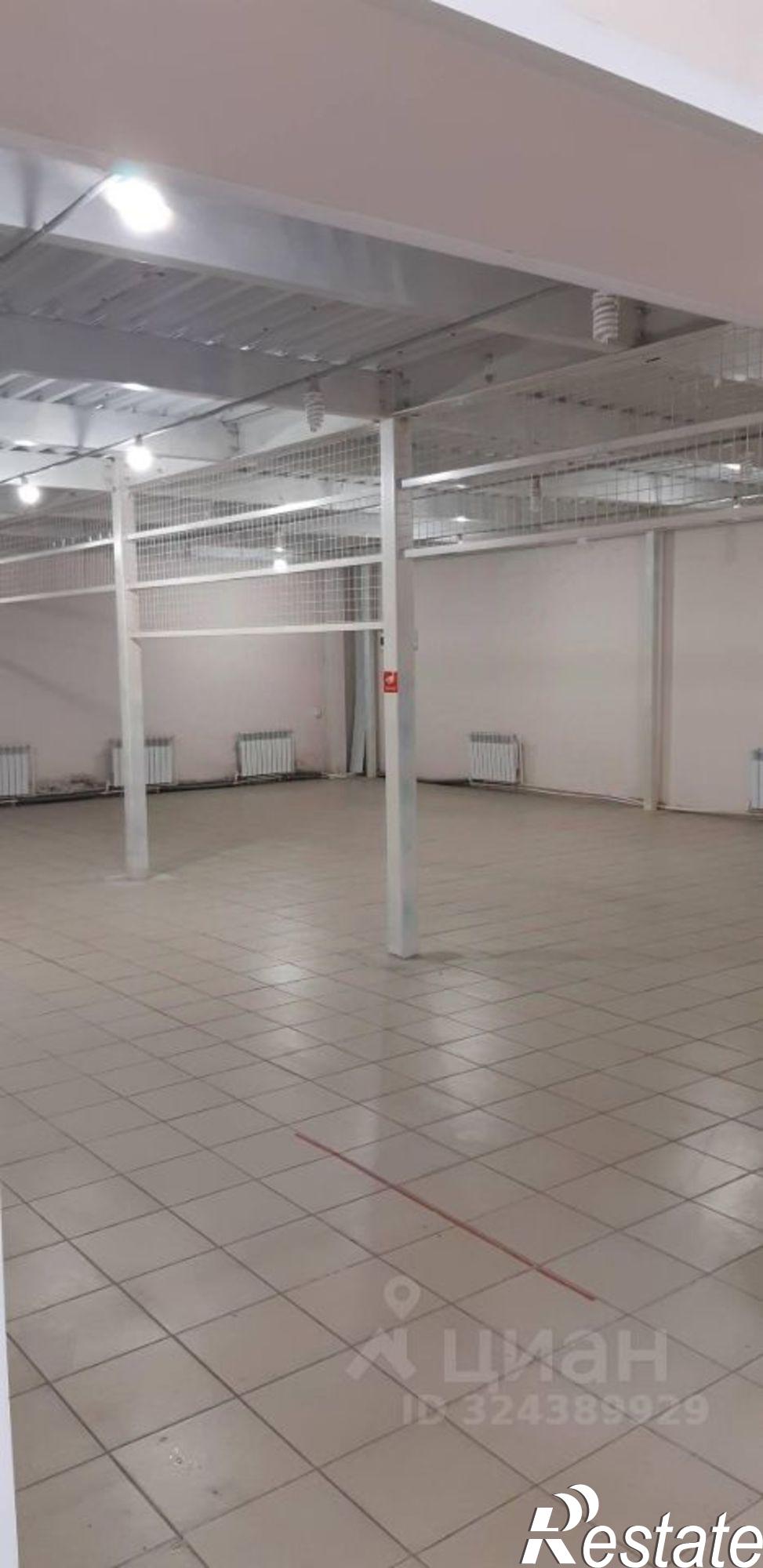 Сдать торговое помещение за 828 000 рублей на Сталелитейная улица